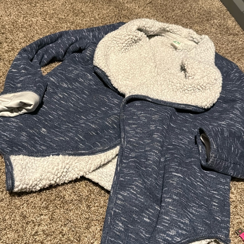 Cozy Green Tea Sherpa-lined open-front cardigan (L) EUC!